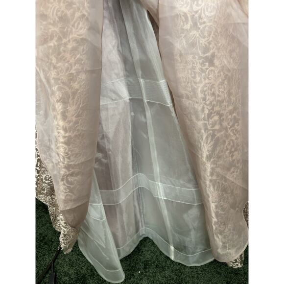 NEW $998 Mac Duggal 11121D Floral Embroidered & Beaded Long Sleeve Mesh Gown 12 - Picture 11 of 16